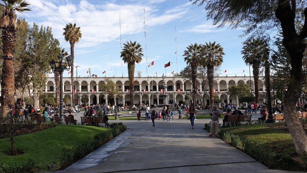 plaza de armas Arequipa Pérou
